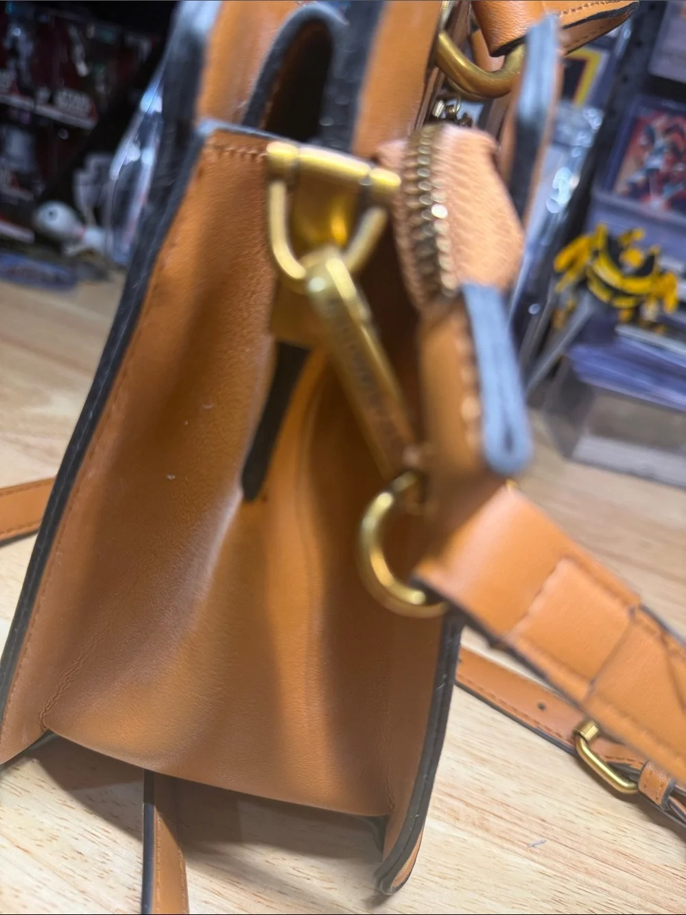 Steve Madden smooth saddle